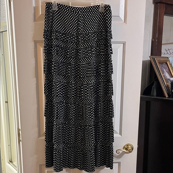 Black and White Tiered Maxi Skirt - Picture 1 of 3